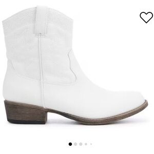 Coconuts by Matisse Women's White Heeled Boots